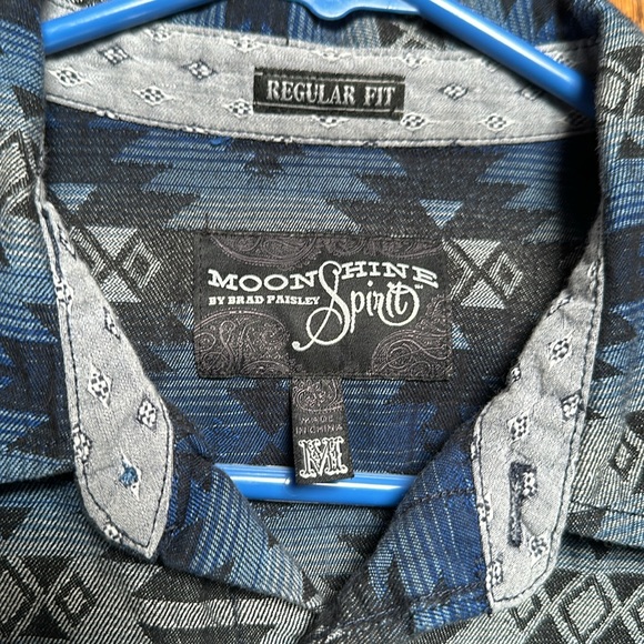 Moonshine Spirit By Brad Paisley Button Down Shirt - Picture 4 of 9